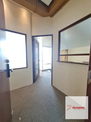 Rento oficina en edificio Corporativo en Zona 4 de Mixco — Oficina en Alquiler en Zona 4 Mixco, Guatemala, Ciudad — miniatura 5 de 6