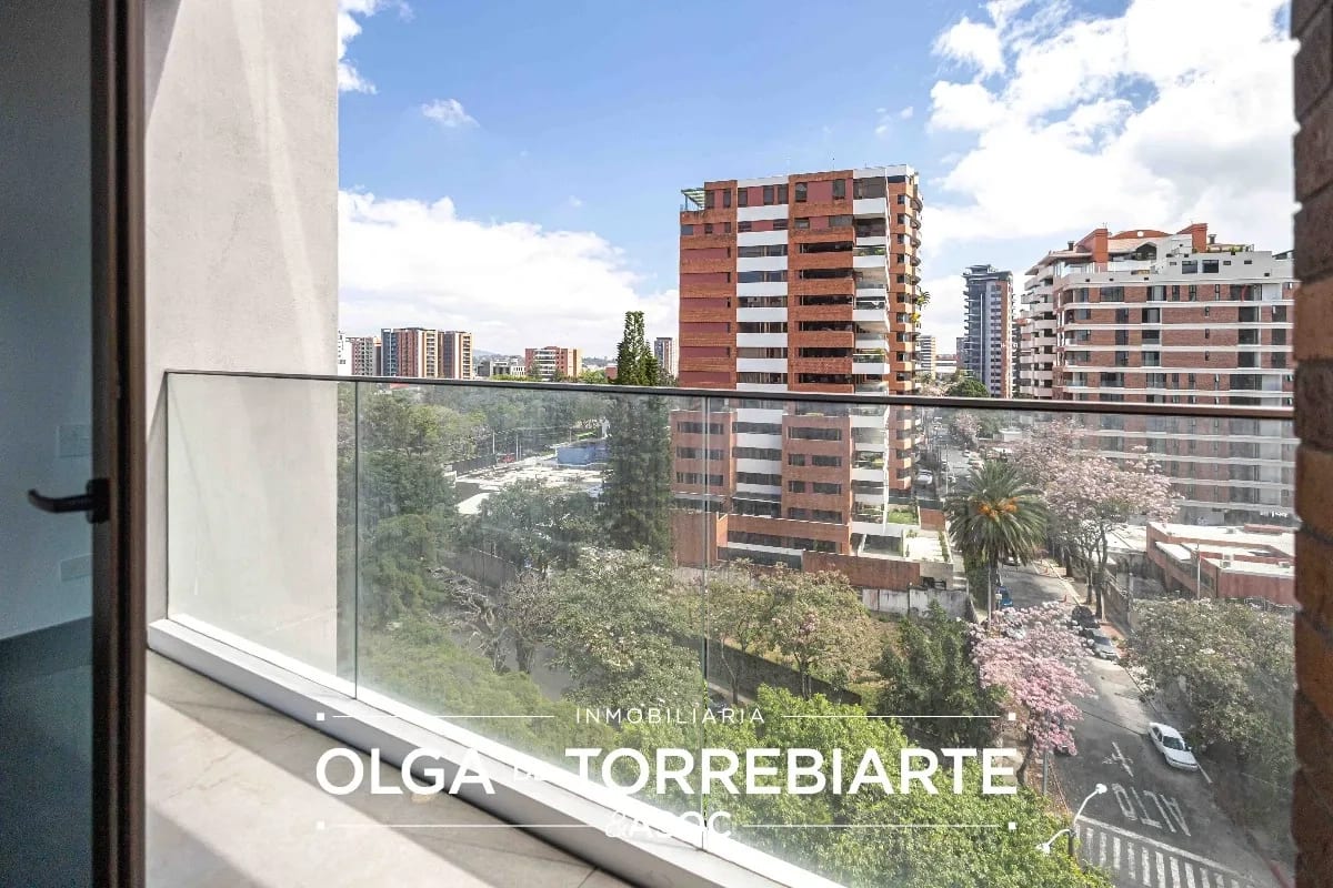 Apartamento en ECHO, zona 14 — Apartamento en Alquiler en Echo, Zona 14, Guatemala, Ciudad — foto 10 de 12