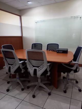 Ofina amueblada en Renta en EDIFICIO CRECE — Oficina en Alquiler en Crece, Zona 4 Mixco, Guatemala, Ciudad — miniatura 8 de 8