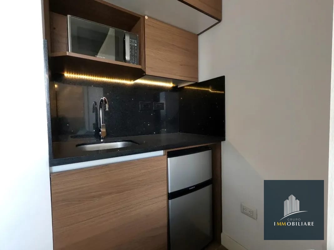 Habitacion tipo partamento barato en alquiler zona 4, cerca de 4 Grados Norte — Apartamento en Alquiler en Granat, Zona 4, Guatemala, Ciudad — foto 13 de 17