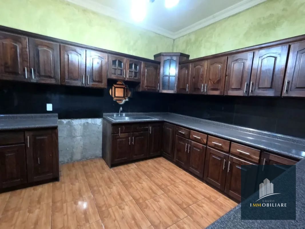 Casa colonial en Venta en Santa Lucía Milpas Altas — Casa en Venta en San Bartolomé Milpas Altas, Sacatepéquez — foto 11 de 17
