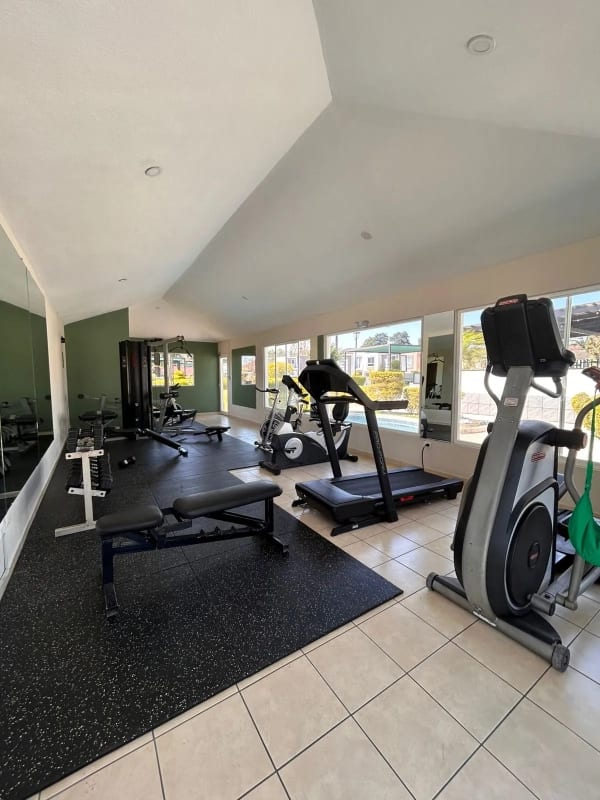 CASA EN ALQUILER, CONDOMINIO ALAMEDAS DE SANTO DOMINGO, KM. 30.5 CAES — Casa en Alquiler en Alamedas de Santo Domingo, Carretera a El Salvador, Guatemala, Ciudad — foto 2 de 17