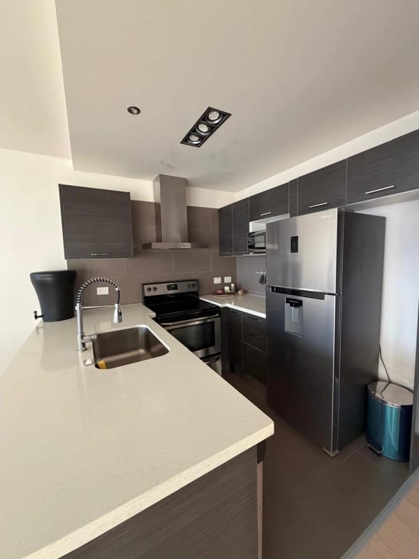 Apartamento en Alquiler Venti4 zona 10 — Apartamento en Alquiler en Veinti4, Zona 10, Guatemala, Ciudad — foto 3 de 4