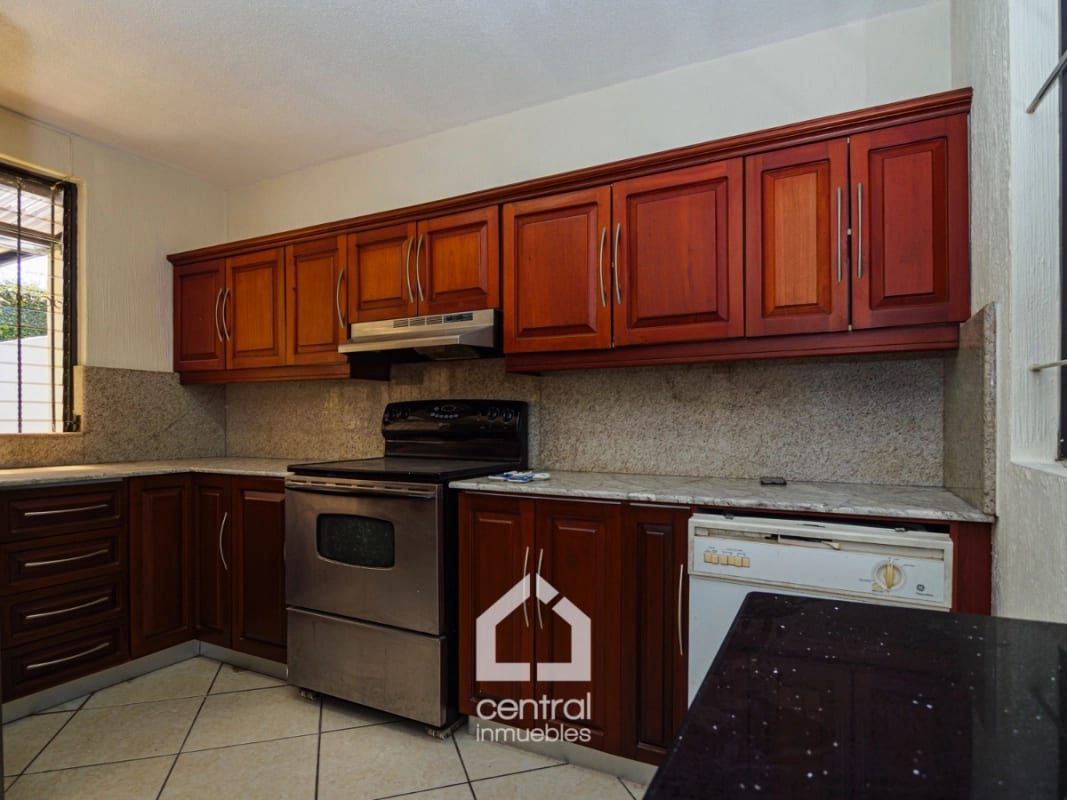 Casa de 3 habitaciones en condominio Vizcaya, km 16.5 — Casa en Venta en Carretera a El Salvador, Guatemala, Ciudad — foto 4 de 17