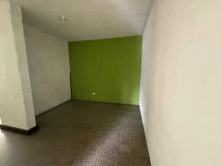 VENTA CASA DE UN NIVEL EN ZONA 13, FINAL AVE HINCAPIE — Casa en Venta en Zona 13, Guatemala, Ciudad — miniatura 9 de 17