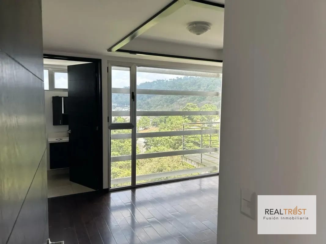 EN RENTA APTO EDIFICIO NUEVA CALEDONIA ZONA 16 — Apartamento en Alquiler en Caledonia, Zona 16, Guatemala, Ciudad — foto 14 de 17