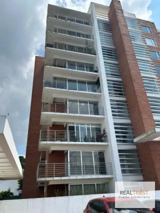 EN RENTA APTO EDIFICIO NUEVA CALEDONIA ZONA 16 — Apartamento en Alquiler en Caledonia, Zona 16, Guatemala, Ciudad — miniatura 5 de 17