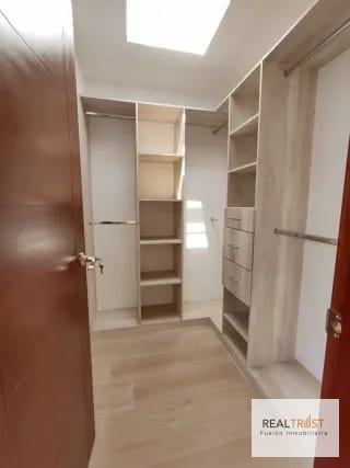 CASA EN RENTA LA FONTANA — Casa en Alquiler en La Fontana I, Carretera a El Salvador, Guatemala, Ciudad — miniatura 9 de 16