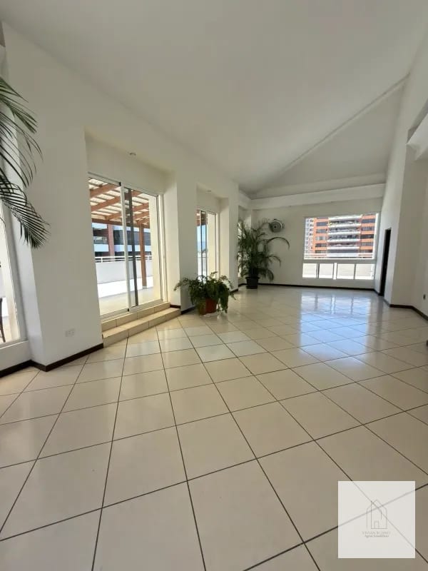 Apartamento en alquiler zona 14 — Apartamento en Alquiler en Terranova, Zona 14, Guatemala, Ciudad — foto 2 de 10