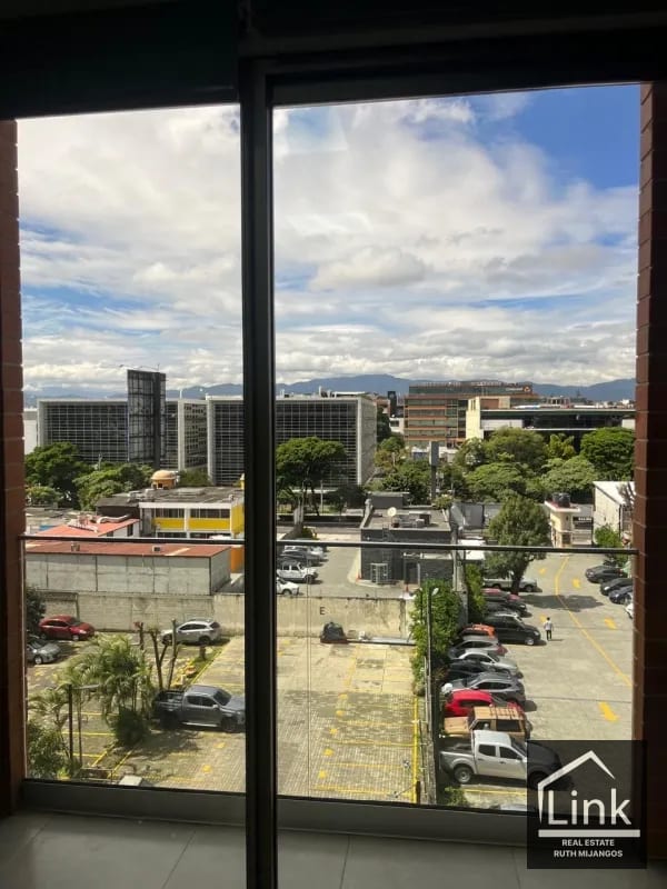 RENTA DE OFICINA ZONA 9 HUB — Oficina en Alquiler en HUB Reforma, Zona 9, Guatemala, Ciudad — foto 2 de 7