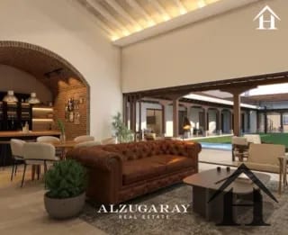 casa espectacular con piscina en Casco Central Antigua — Casa en Venta en Antigua, Sacatepéquez — miniatura 1 de 4