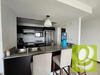 APARTAMENTO AMUEBLADO EN VENTA EN ZONA 7 DE MIXCO PARQUE 7 — Apartamento en Venta en Zona 7 Mixco, Guatemala, Ciudad — miniatura 4 de 9
