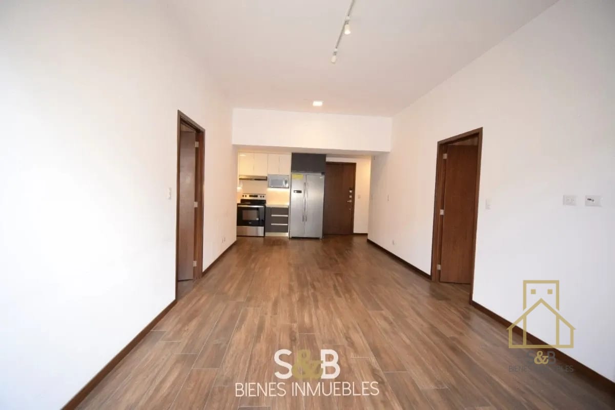 Apartamento con terraza en zona 10 — Apartamento en Alquiler en Casa Clara, Zona 10, Guatemala, Ciudad — foto 1 de 10