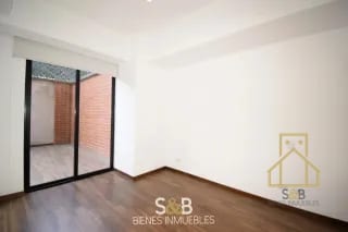 Apartamento con terraza en zona 10 — Apartamento en Alquiler en Casa Clara, Zona 10, Guatemala, Ciudad — miniatura 4 de 10