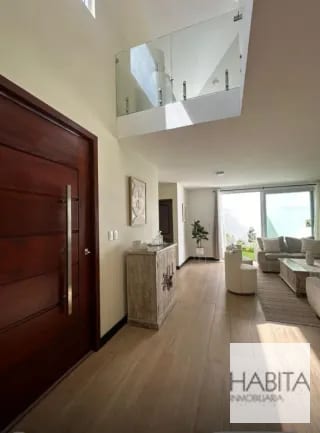 Casa en Renta en La Fontana — Casa en Venta en Carretera a El Salvador, Guatemala, Ciudad — miniatura 11 de 13