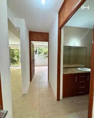 APARTAMENTO EN RENTA ZONA 16, LA MONTAÑA — Apartamento en Alquiler en Zona 16, Guatemala, Ciudad — miniatura 5 de 7