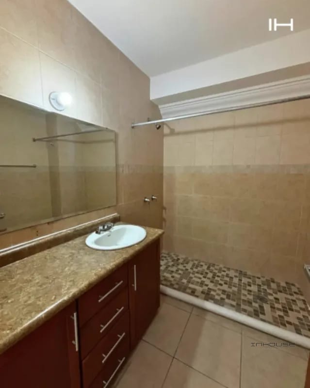 APARTAMENTO EN RENTA ZONA 16, LA MONTAÑA — Apartamento en Alquiler en Zona 16, Guatemala, Ciudad — foto 4 de 7