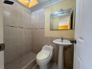 Casa en Venta Zona 17 Casa Florentina — Casa en Venta en Casa Florentina, Zona 17, Guatemala, Ciudad — miniatura 5 de 15