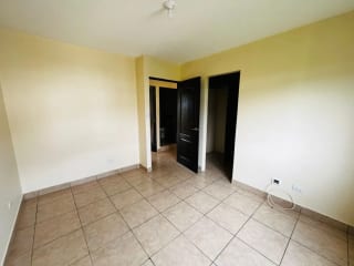 Lindo Apartamento en Km 17 CAES — Apartamento en Alquiler en Carretera a El Salvador, Guatemala, Ciudad — miniatura 8 de 13