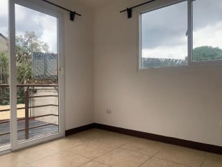 Bonita casa en Vista Verde Ca. a San Jose Pinula — Casa en Alquiler en San José Pinula, Guatemala, Ciudad — miniatura 4 de 17
