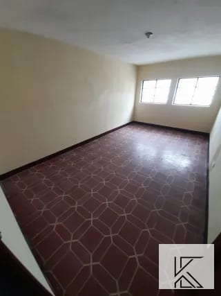Casa en venta sobre la bolivar en zona 8 — Casa en Venta en Zona 8, Guatemala, Ciudad — miniatura 1 de 17