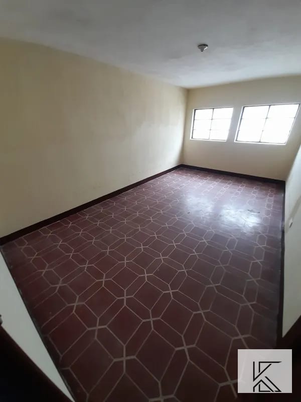 Casa en venta sobre la bolivar en zona 8 — Casa en Venta en Zona 8, Guatemala, Ciudad — foto 1 de 17