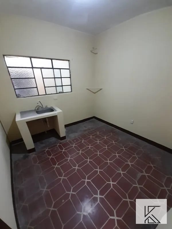 Casa en venta sobre la bolivar en zona 8 — Casa en Venta en Zona 8, Guatemala, Ciudad — foto 10 de 17