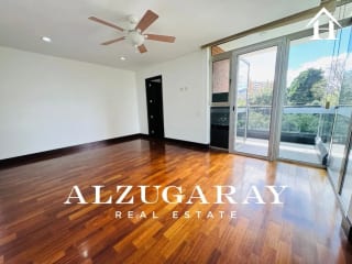 APTO. AMPLIO C/ BALCÓN, Z.10 3 HAB. / EDIFICIO SANTA SOFIA — Apartamento en Alquiler en Zona 10, Guatemala, Ciudad — miniatura 14 de 15