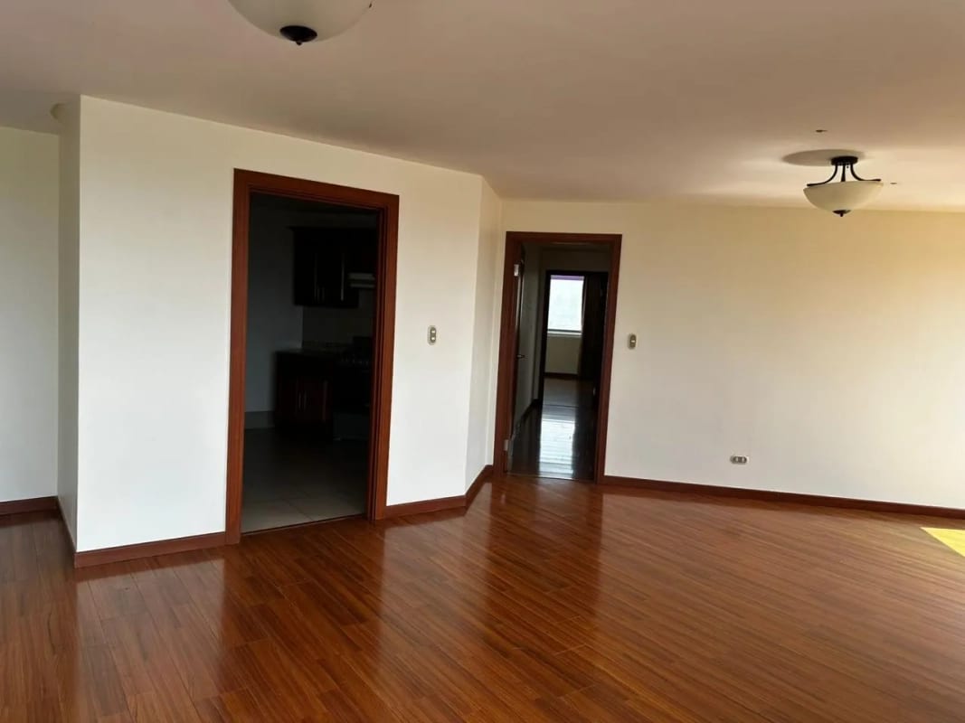 ALQUILO APARTAMENTO EN ZONA 11 CONDOMINIO LAS GEMAS +1ALQUILO APARTAMENTO EN ZONA 11 CONDOMINIO LAS GEMAS +1 — Apartamento en Alquiler en Las Gemas, Zona 11, Guatemala, Ciudad — foto 3 de 7