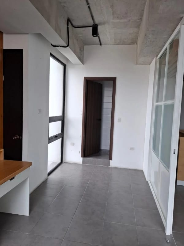 ALQUILO OFICINA EN ZONA 9 EDIFICIO NOVA REFORMADOR — Oficina en Alquiler en Nova Reformador, Zona 9, Guatemala, Ciudad — foto 1 de 5