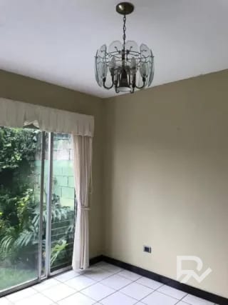 ·En Exclusiva· Casa en venta en Santa Amelia 2, zona 16 — Casa en Venta en Zona 16, Guatemala, Ciudad — miniatura 2 de 13