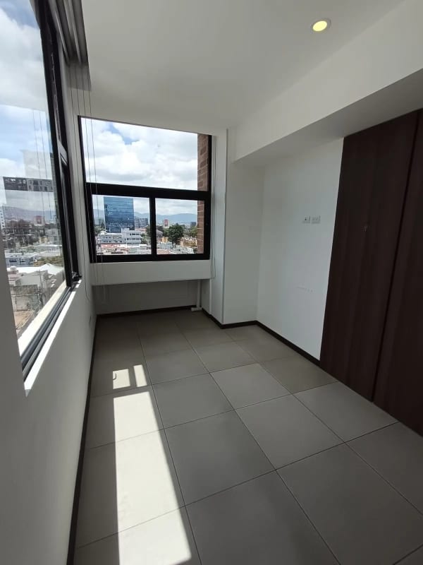 Centrico Apartamento en Venta/Renta Mira zona 10 — Apartamento en Venta en Mira, Zona 10, Guatemala, Ciudad — foto 9 de 13