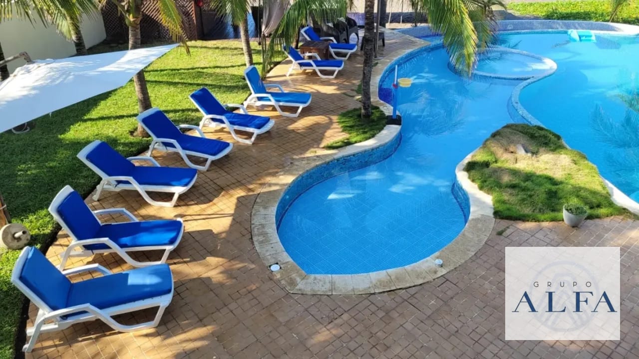 Venta Hotel Monterrico — Casa vacacional en Venta en Monterrico, Santa Rosa — foto 1 de 17