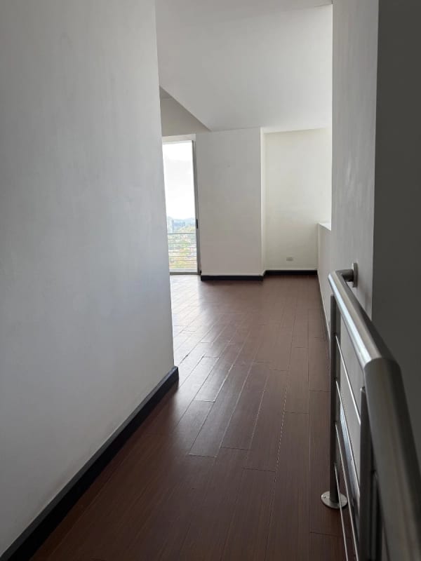 Edificio io 19 diez Loft en Renta — Apartamento en Alquiler en 19-10, Zona 10, Guatemala, Ciudad — foto 8 de 15