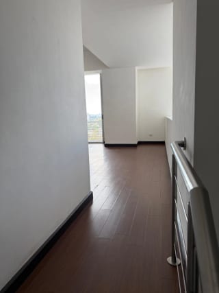 Edificio io 19 diez Loft en Renta — Apartamento en Alquiler en 19-10, Zona 10, Guatemala, Ciudad — miniatura 8 de 15