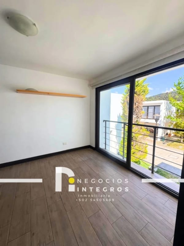 VENDO CASA EN SANTA CATARINA PINULA EN VERDE 360 — Casa en Venta en Santa Catarina Pinula, Guatemala, Ciudad — foto 5 de 17