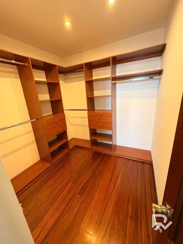 Venta de Apartamento en Edificio Torre del Valle zona 10 cerca de CC La Estación — Apartamento en Venta en Zona 14, Guatemala, Ciudad — foto 13 de 13