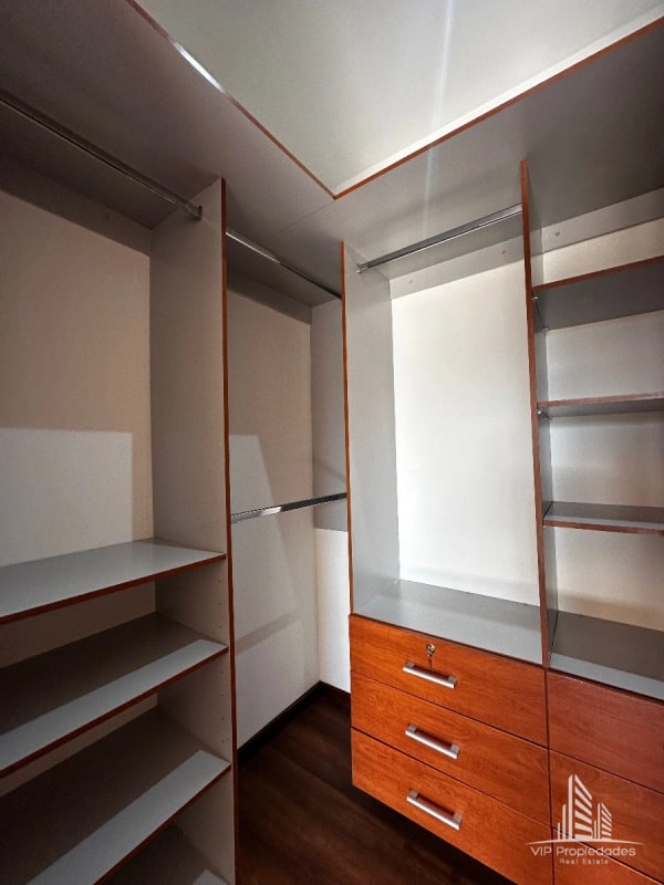 Zona 15, amplio apartamento en venta (copia) — Apartamento en Venta en El Robledal, Zona 15, Guatemala, Ciudad — foto 6 de 10