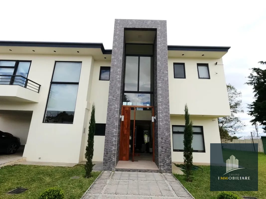 Casa en venta residenciales Villas de San Nicolas CAES — Casa en Venta en Carretera a El Salvador, Guatemala, Ciudad — foto 1 de 17