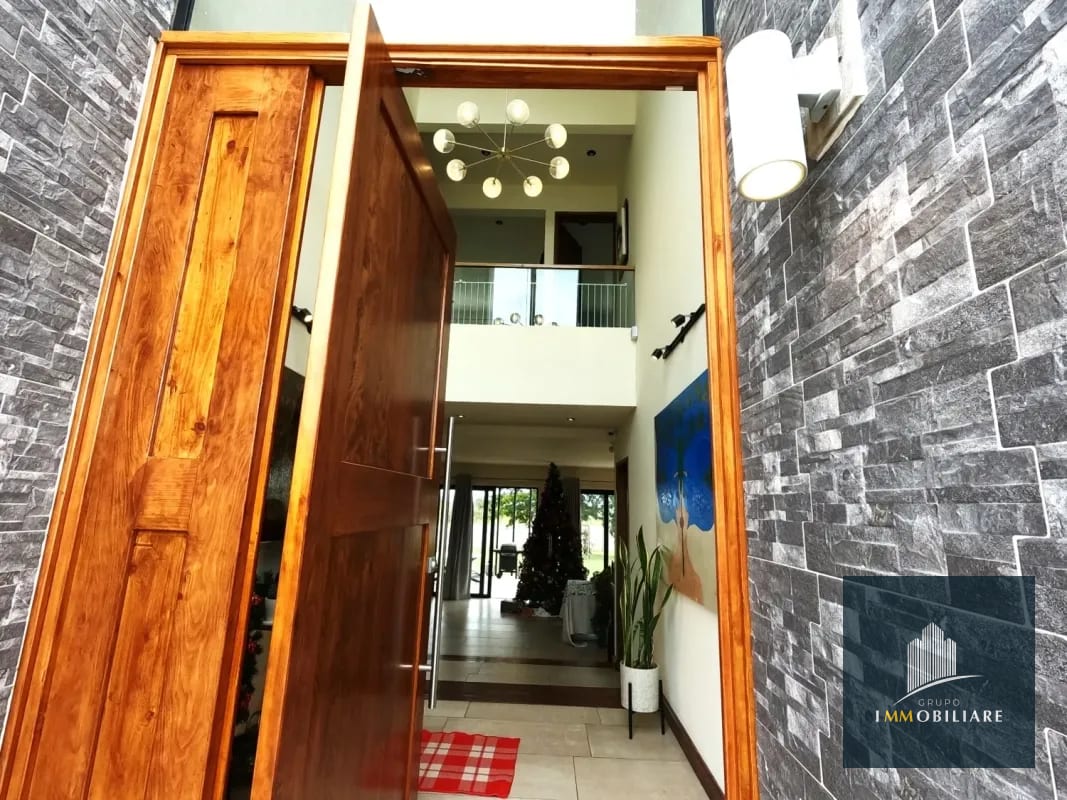 Casa en venta residenciales Villas de San Nicolas CAES — Casa en Venta en Carretera a El Salvador, Guatemala, Ciudad — foto 13 de 17