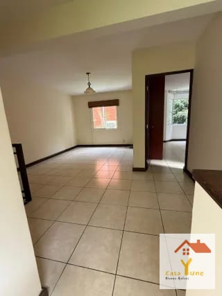 Casa en alquiler Muxbal km 14.5 — Casa en Alquiler en Muxbal, Guatemala, Ciudad — miniatura 1 de 16