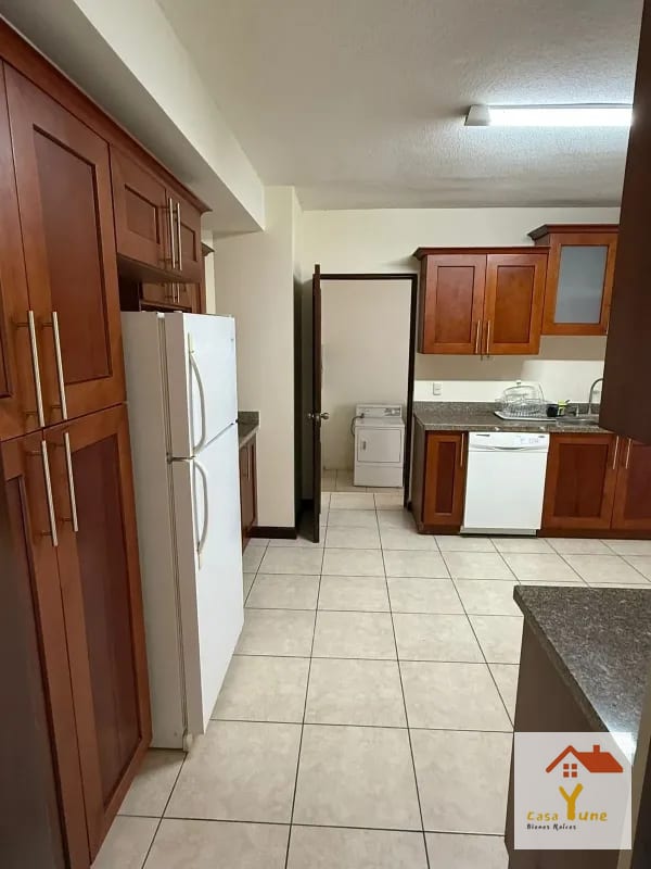 Casa en alquiler Muxbal km 14.5 — Casa en Alquiler en Muxbal, Guatemala, Ciudad — foto 9 de 16