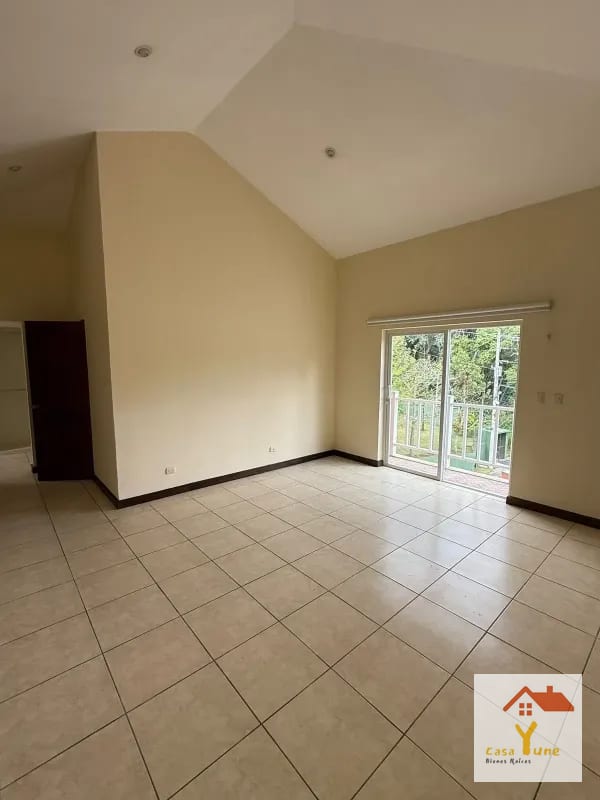 Casa en alquiler Muxbal km 14.5 — Casa en Alquiler en Muxbal, Guatemala, Ciudad — foto 4 de 16