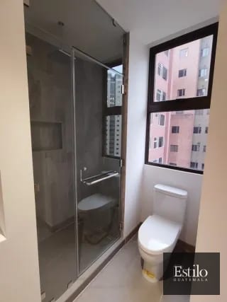 Lindo Apartamento En Alquiler Vertic zona 14. — Apartamento en Alquiler en Vertic, Zona 14, Guatemala, Ciudad — miniatura 2 de 11