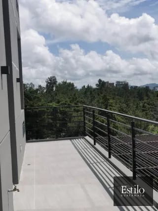 Apartamento Con Balcón, MIRA zona 10 — Apartamento en Venta en Mira, Zona 10, Guatemala, Ciudad — miniatura 1 de 9