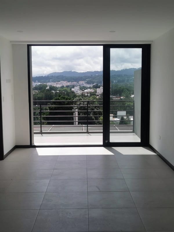 Apartamento Con Balcón, MIRA zona 10 — Apartamento en Venta en Mira, Zona 10, Guatemala, Ciudad — foto 7 de 9