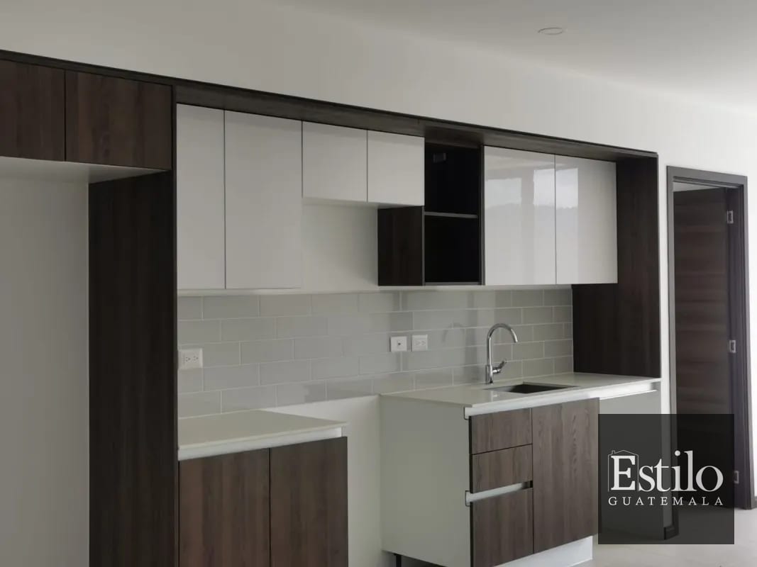 Apartamento Con Balcón, MIRA zona 10 — Apartamento en Venta en Mira, Zona 10, Guatemala, Ciudad — foto 6 de 9