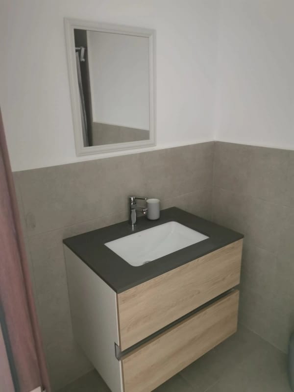Apartamento Amueblado En Venta Zona 10 — Apartamento en Venta en Zona 10, Guatemala, Ciudad — foto 4 de 8