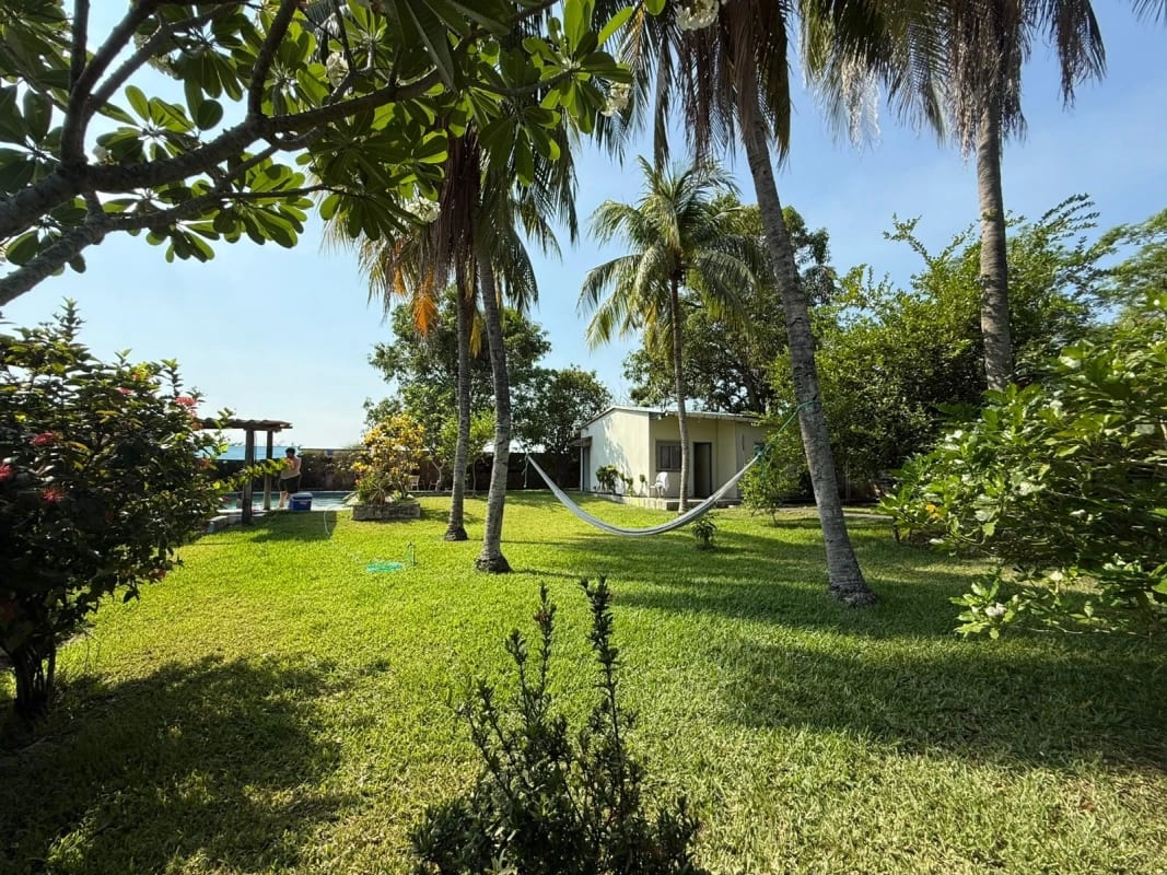 PROPIEDAD CON PISCINA Y CASA DE DESCANSO EN VENTA EN TORREMOLINOS KM. 79 AUTOPISTA A PUERTO QUETZAL ESCUINTLA — Terreno en Venta en Escuintla, Escuintla — foto 11 de 17