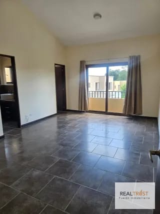 Titulo: Cumbres de la Arboleda en venta 4 habitaciones — Casa en Venta en Cumbres de La Arboleda, Carretera a El Salvador, Guatemala, Ciudad — miniatura 3 de 14